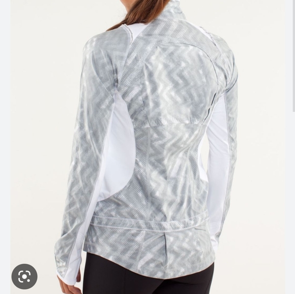 Lululemon Run: Nothin' But Run Jacket -Blaze size 10 - Picture 3 of 5